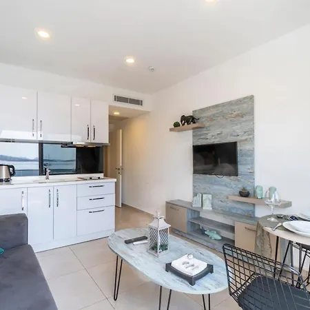 アパート Seafront Flat With Breathtaking Sea View In